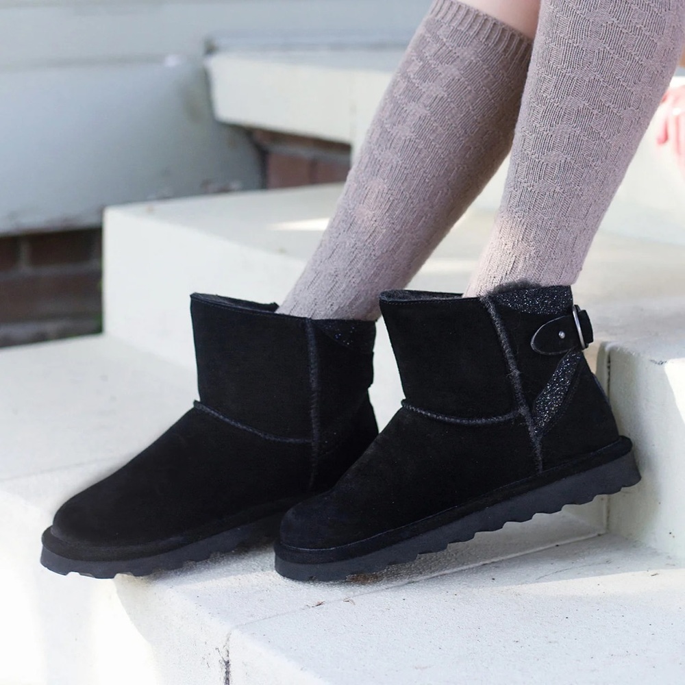 Bearpaw Betty Boots - NEW IN BOX